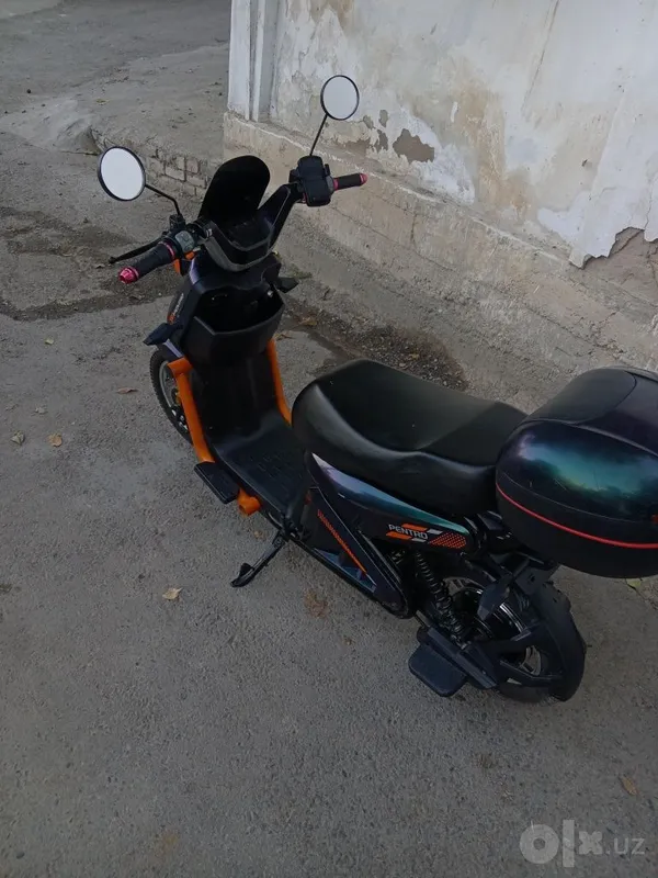 Продаётся скутер 1 Продаётся скутер 1