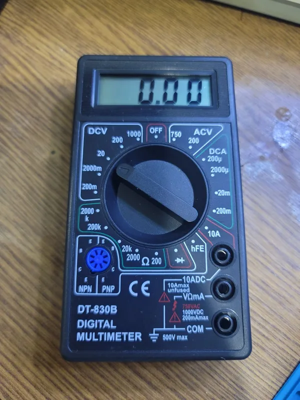 Мультиметр DT-830B