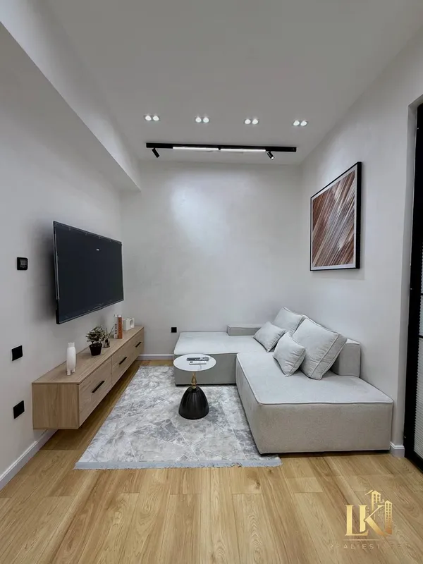 Sayram Avenue ЖКda 2 xonali kvartira sotiladi 1