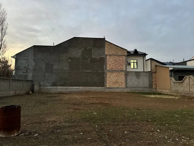 Yer sotiladi Yolli yuzida !!!