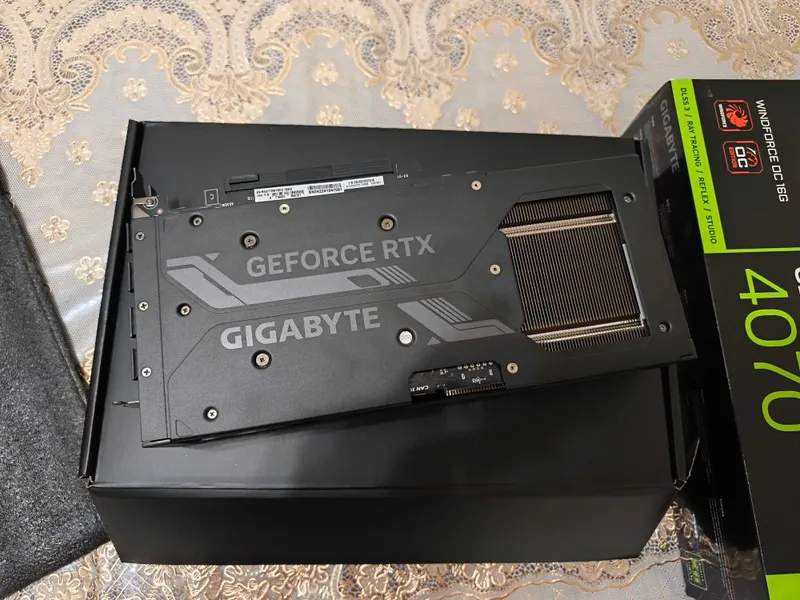 Videokarta RTX 4070Ti Super 16gb 3 Videokarta RTX 4070Ti Super 16gb 3