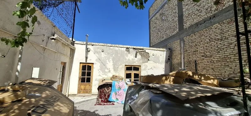 Сотилади Тез ва арзон нархда гостиница килиш учун жудахам яхши жой Арк 4 Сотилади Тез ва арзон нархда гостиница килиш учун жудахам яхши жой Арк 4