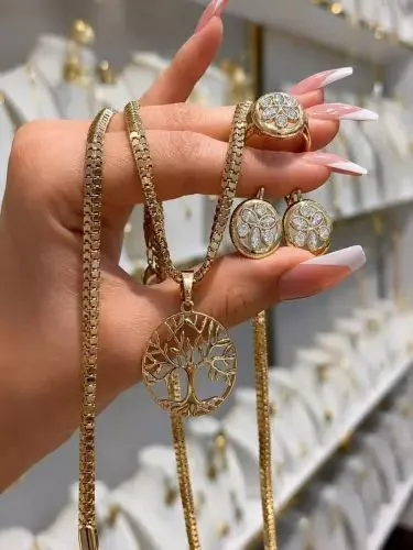 latifa premium taqinchoq latifa premium taqinchoq