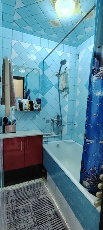 Almazar tumanida 72.5 m², 3 xonali kvartira sotiladi 6