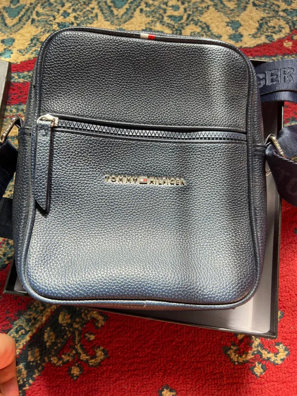 Tommy Hilfiger sumka — фото 1