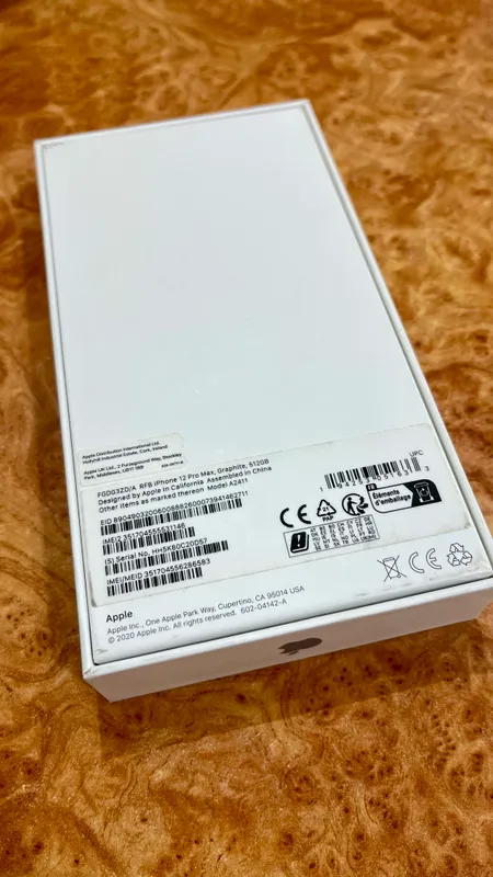 Коробка от телефона Apple iPhone 12 Pro Max 2