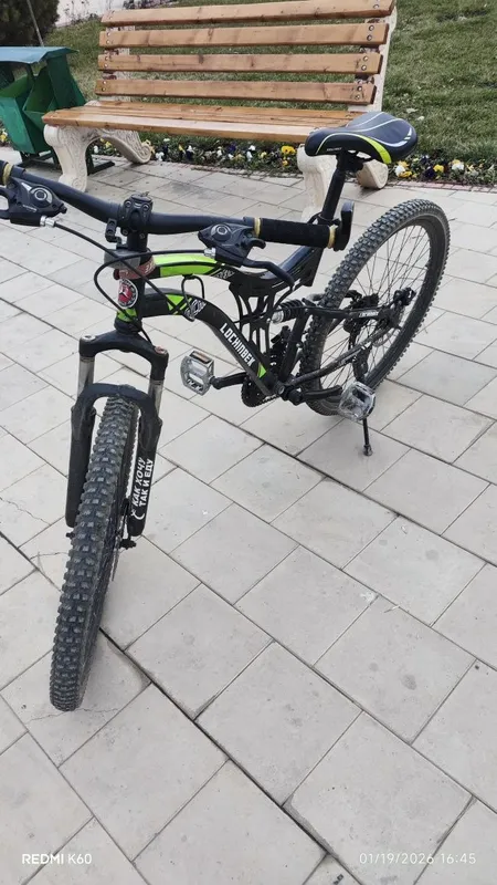Noutbokga abmen velik sport 26 uraldan balon sal kichik. Abmen va naqd