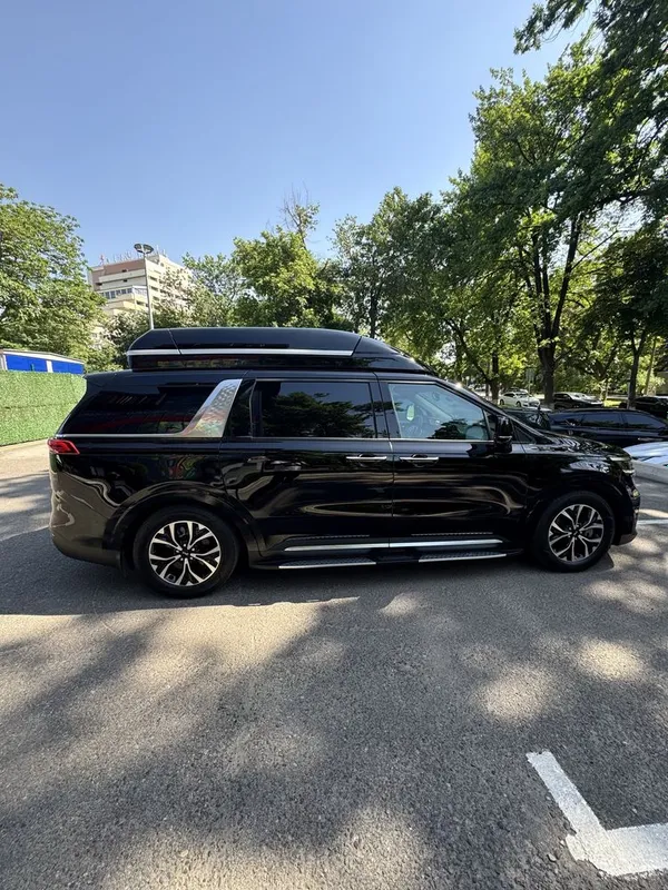 Kia Carnival 2022 — фото 3