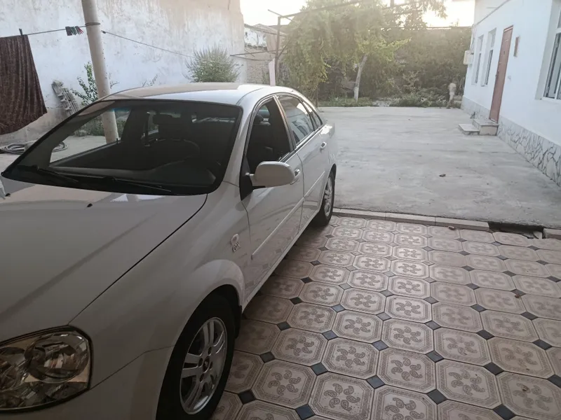 Lacetti идеал холатда. 3
