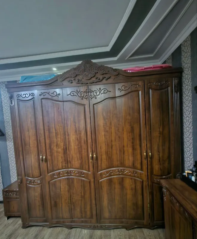 продается спальный гарнитур 2 продается спальный гарнитур 2