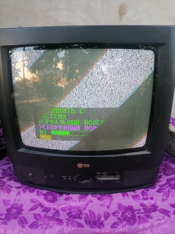 Телевизор LG б/у — фото 1