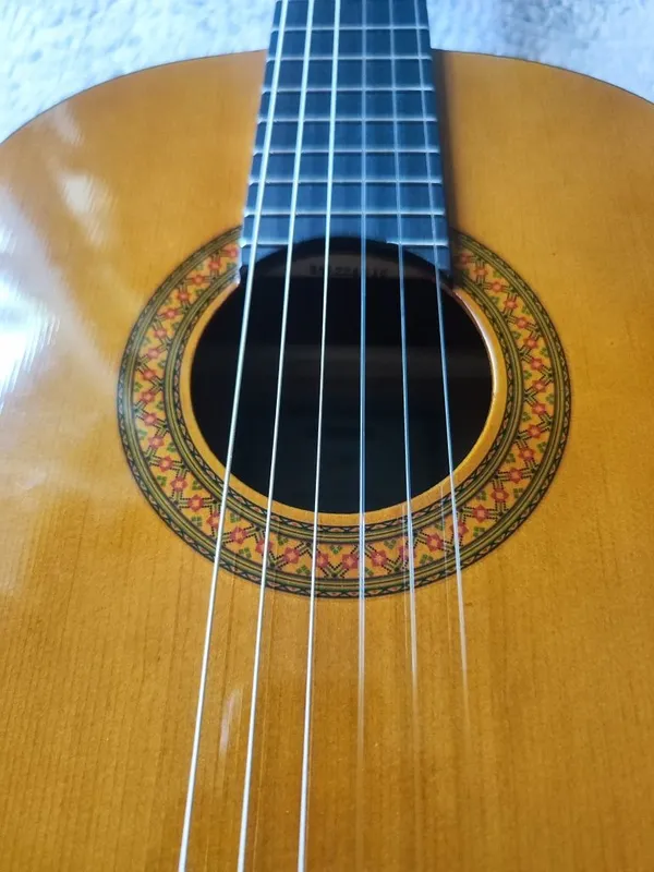 Yamaha C40 в хорошем состоянии 5 Yamaha C40 в хорошем состоянии 5