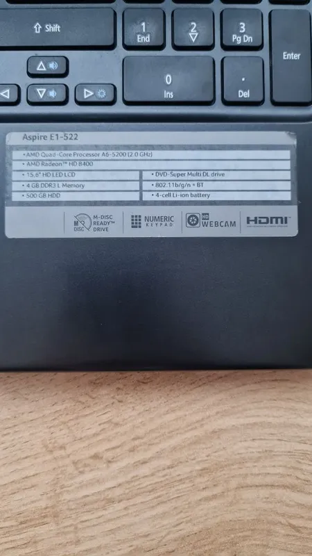 Acer Aspire E1-522 4 Acer Aspire E1-522 4
