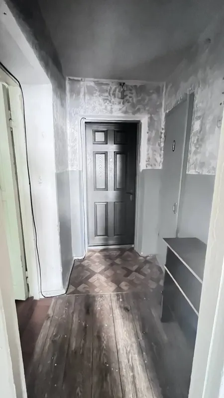 Срочно продается 1 ком квартира в новои 3 этаж — фото 6