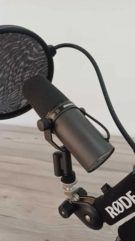 Студийный микрофон Shure SM7B — фото 2