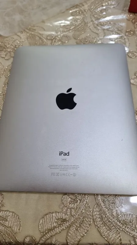 Планшет Apple iPad 1st Generation 64GB - Wi-Fi Игровой — фото 2