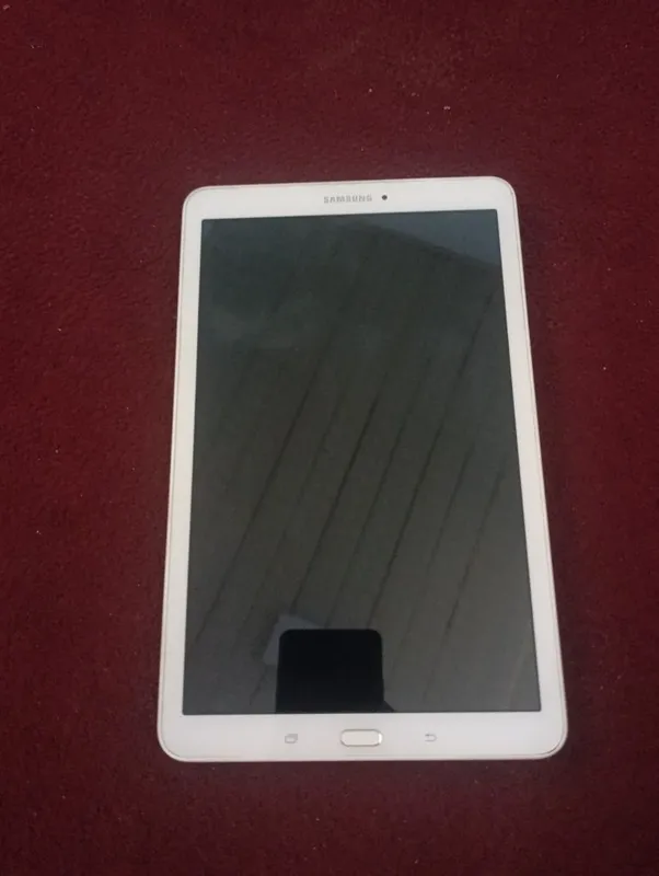 Planshet samsung sotiladi 1 Planshet samsung sotiladi 1