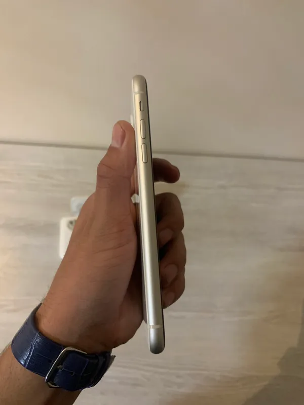 Iphone 11 ochilmagan ideal 4