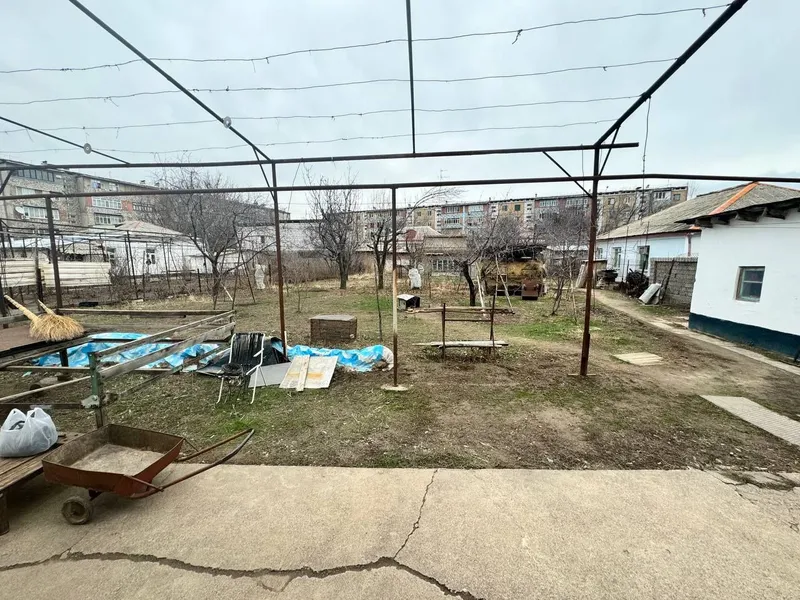 Продаётся дом в военном городке — фото 1