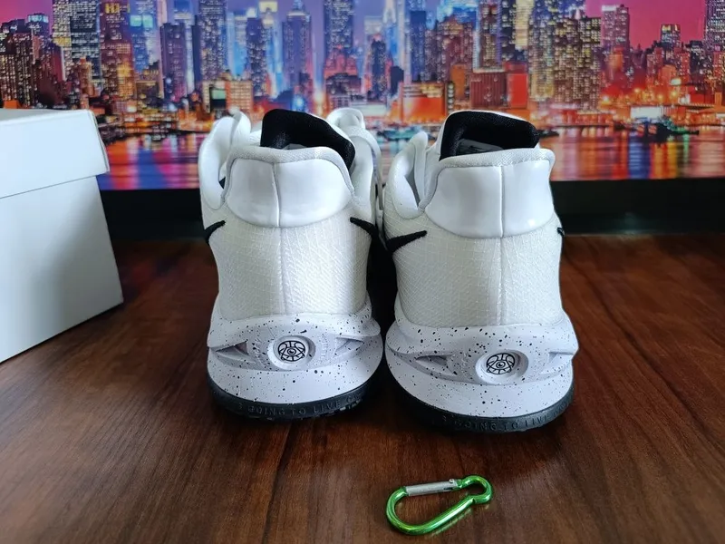 Кроссовки NIKE Kure Low 4 tb Promo — фото 3