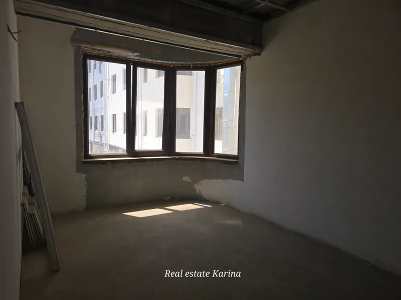 2 xonali kvartira (qorovul quti) sotiladi 2