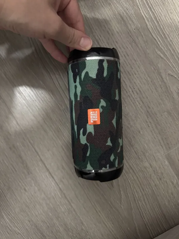 Продам Колонку JBL для музыки