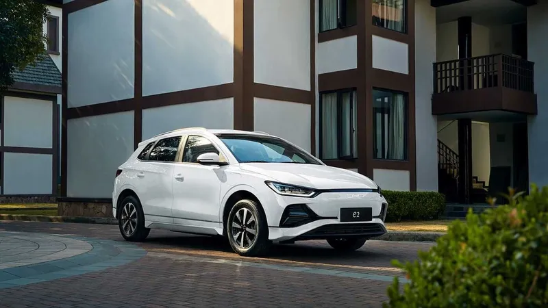 BYD E2 naqd va halol nasiya 1