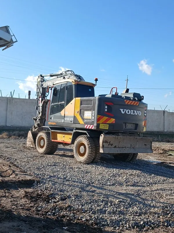 Ekskavator xizmati 2 Ekskavator xizmati 2