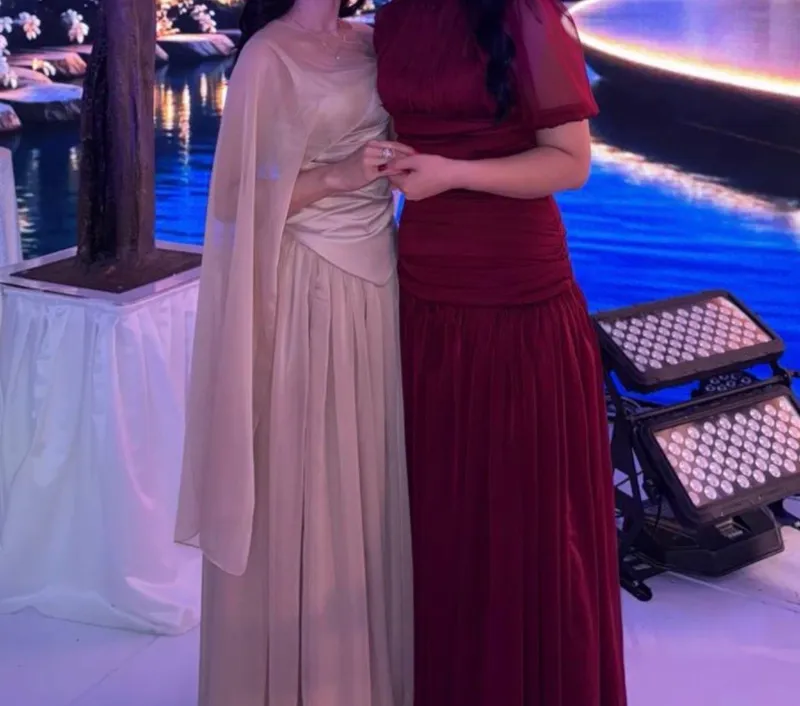 Ayollar kechki ko‘ylagi, S o‘lcham 3 Ayollar kechki ko‘ylagi, S o‘lcham 3
