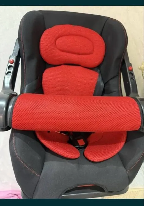 Срочно продам деское автокресло