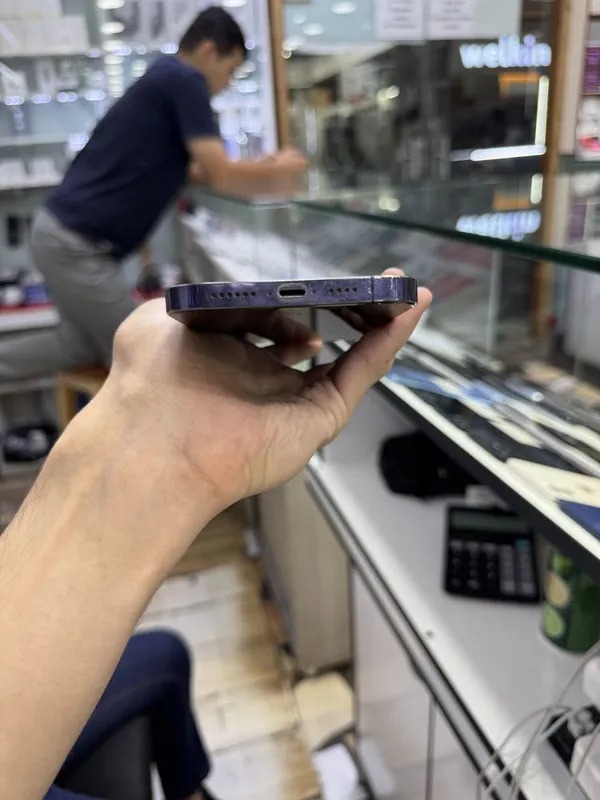14 Pro Max 256GB 4