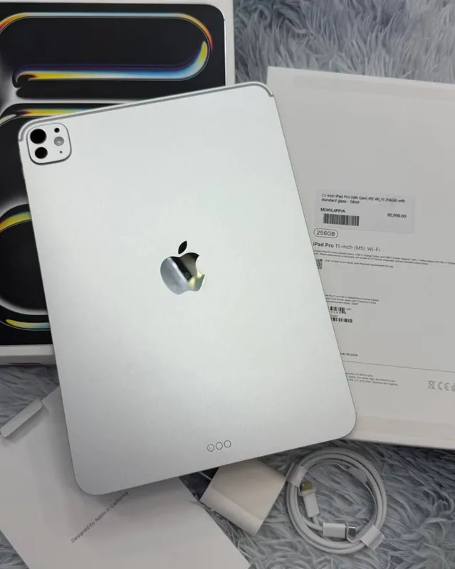 Apple iPad Pro 11" M5 256GB Silver 100% 2 Apple iPad Pro 11" M5 256GB Silver 100% 2