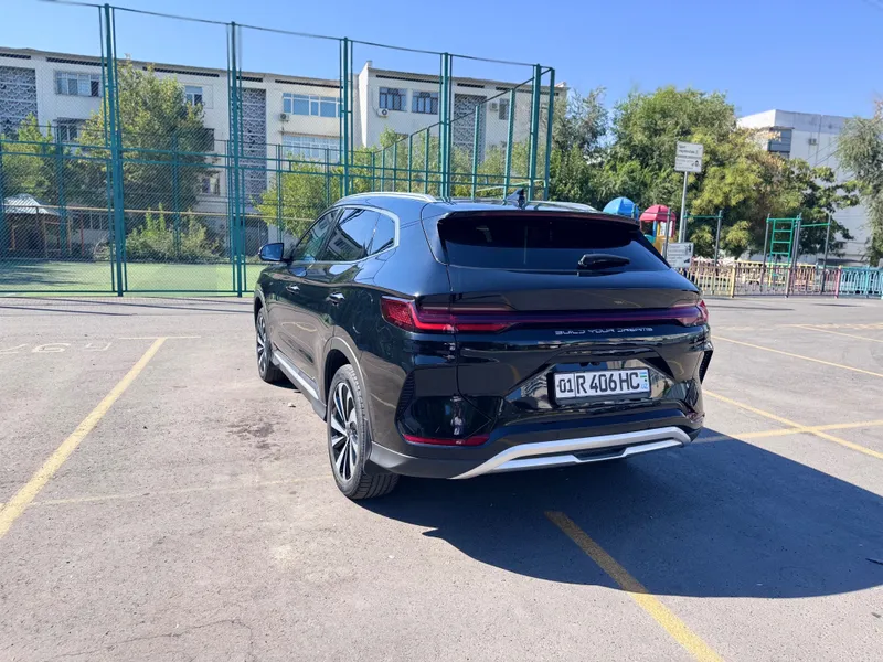 BYD Chempion EV 605 talik, 2023 yil qora 28 000 probeg 5 BYD Chempion EV 605 talik, 2023 yil qora 28 000 probeg 5