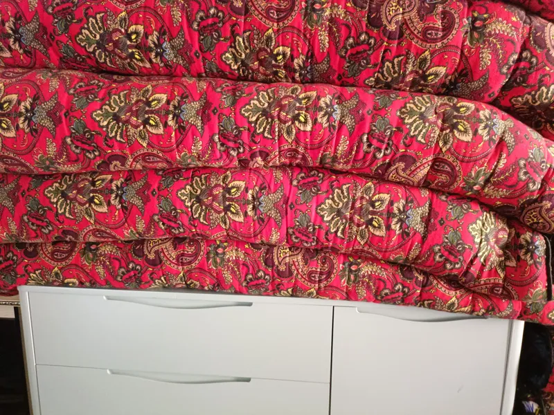 Продаются корпача и простыня/матрас 1