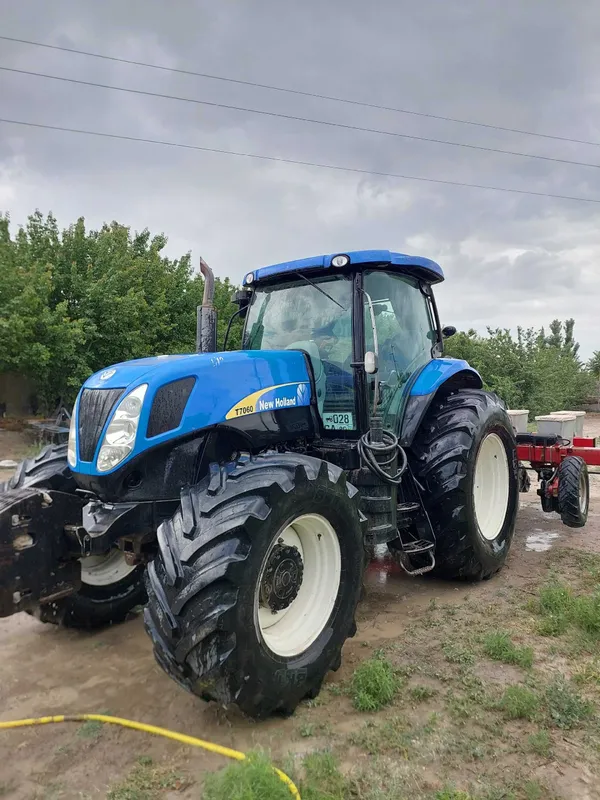 New Holland 70/60