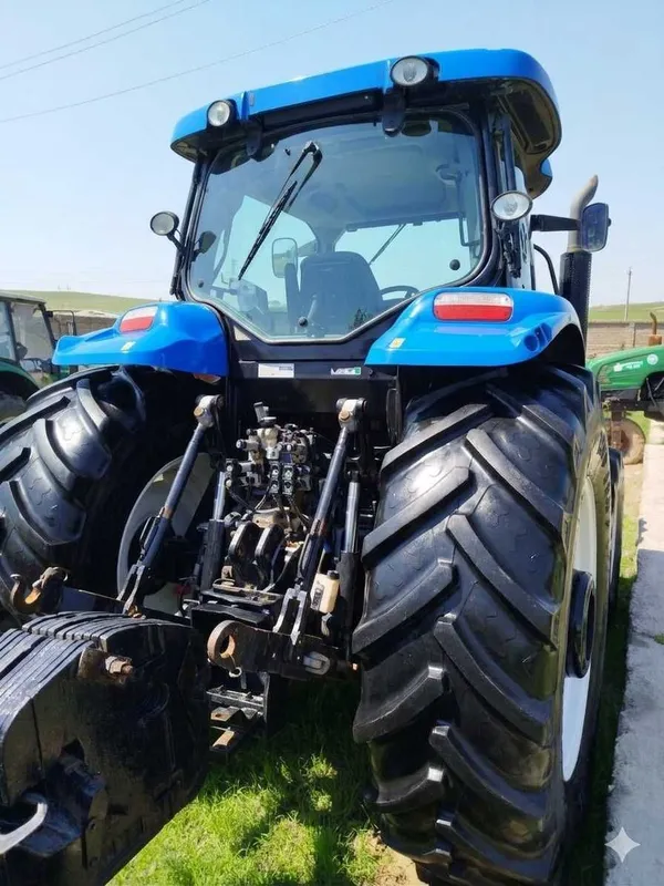 New Holland T7060 traktor sotiladi – 2021 yil, 213 ot kuchi — фото 2
