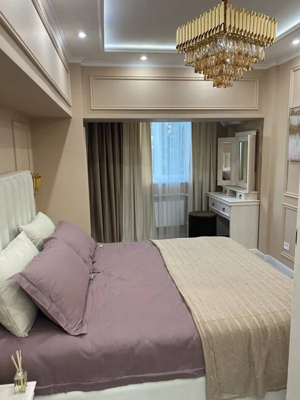 Срочно сдается на айбеке 2ком 80м2 шикарный ремонт — фото 2