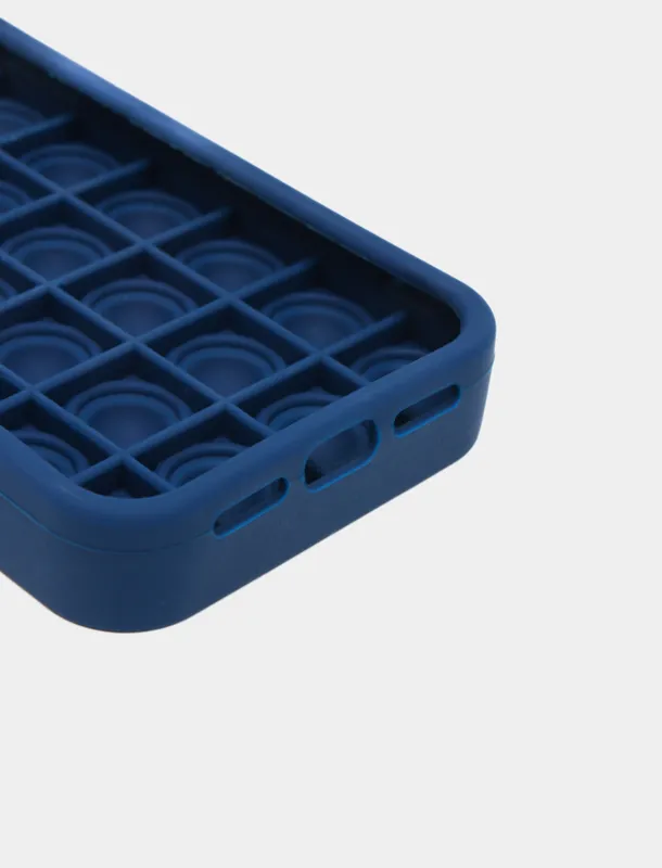 Чехол силиконовый для iPhone 12 / 12 Pro 3