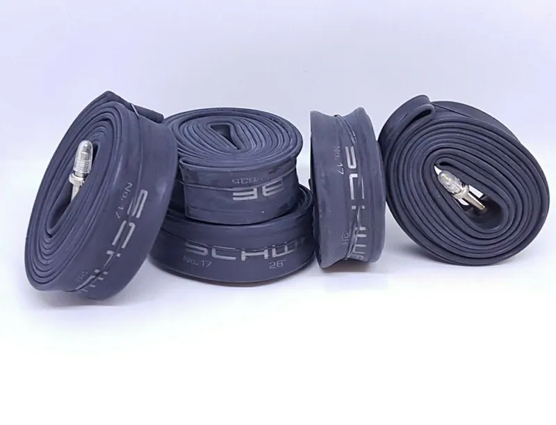 SCHWALBE LIGHT 700x28/32 va 700x28/47 kameralar 1