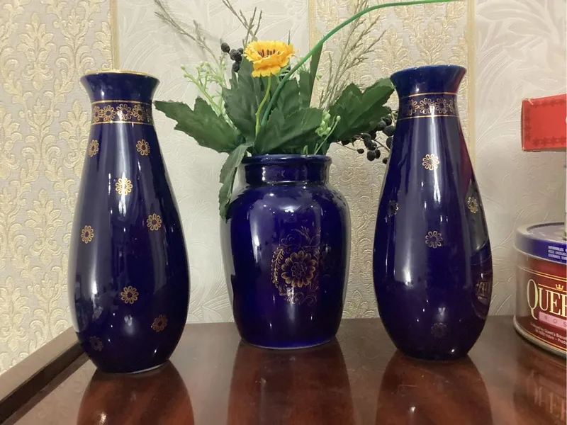 Продам вазочки кобальт.Новые