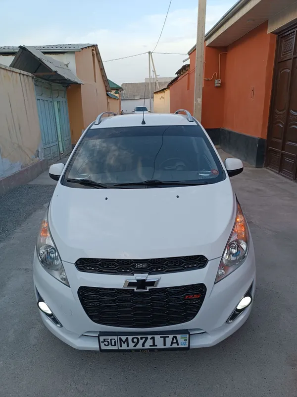 Chevrolet spark avtomabili