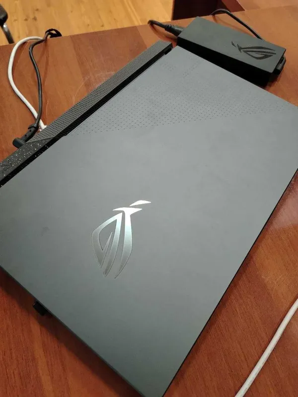 Noutbuk Asus ROG gaming ryzen7 — фото 3