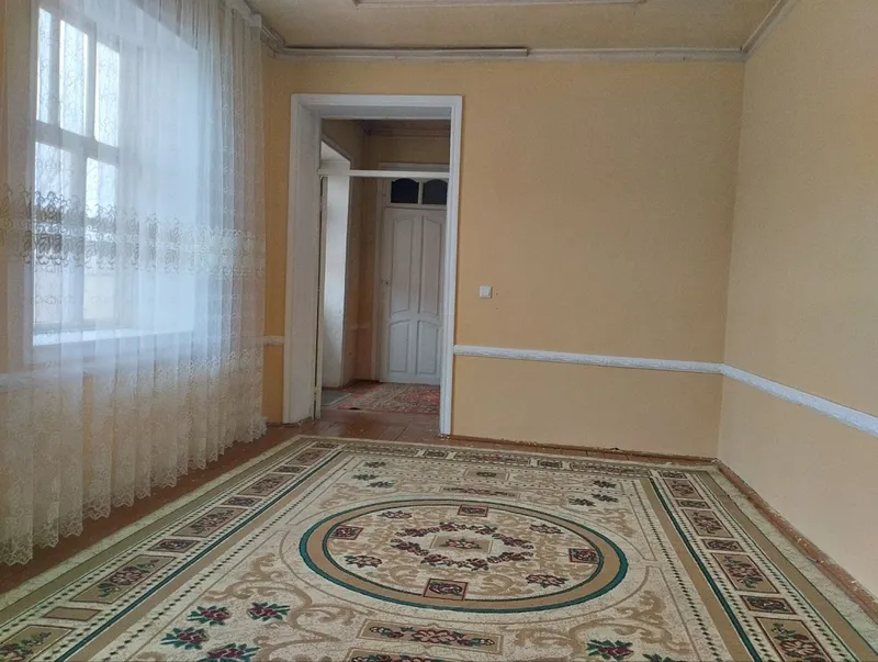 Sharoti yaxshi gaz svet hamma narsa bor