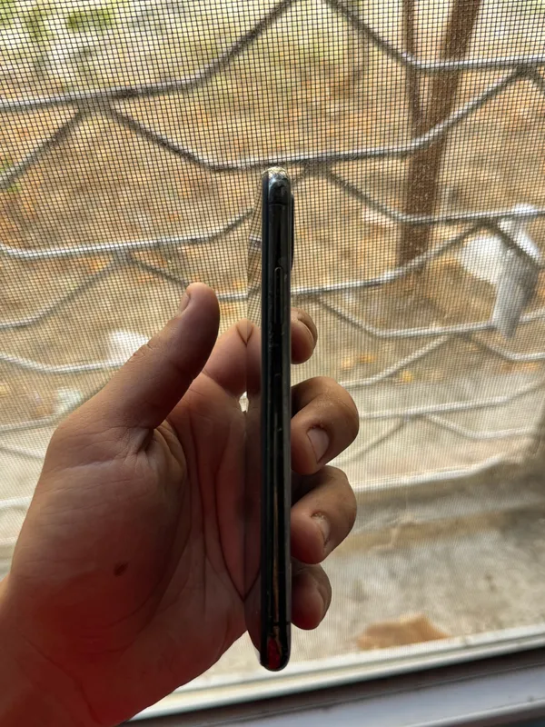 Срочно продаётся iPhone XS 3 Срочно продаётся iPhone XS 3