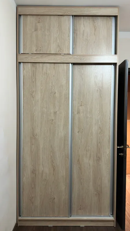 Шкаф