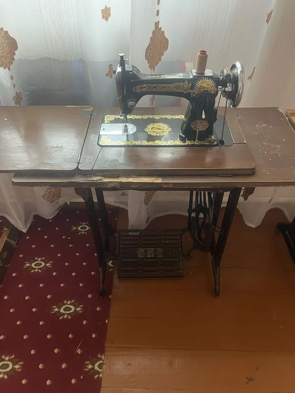 Тикув машинаси сотилади