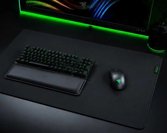! Игровой коврик для мыши Razer Strider XXL ! Игровой коврик для мыши Razer Strider XXL