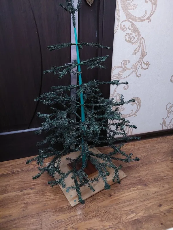 Продаётся новогодняя ёлка. — фото 2