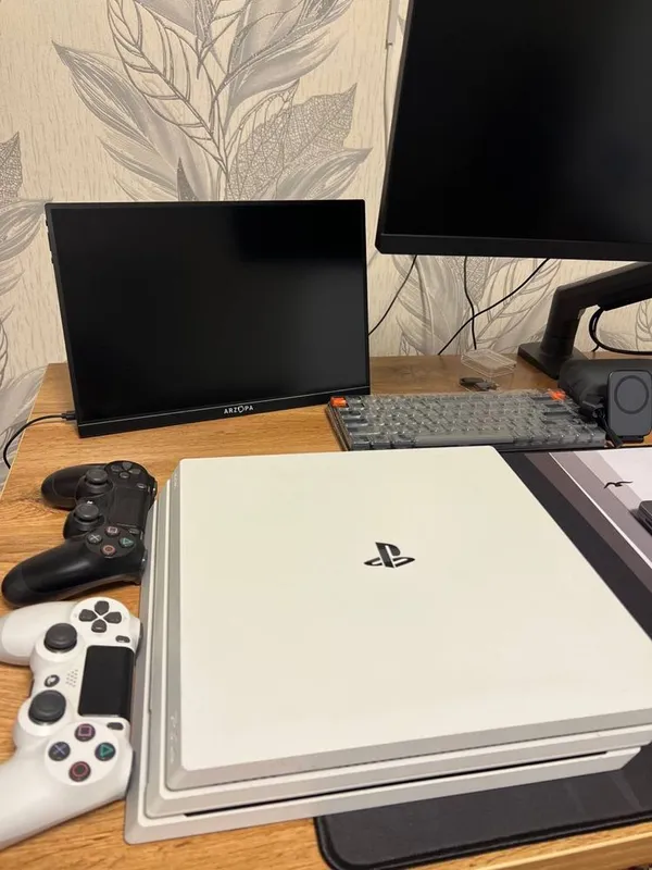 Playstation 4 pro 1 terabayt djostik htmi bilan beramz — фото 2