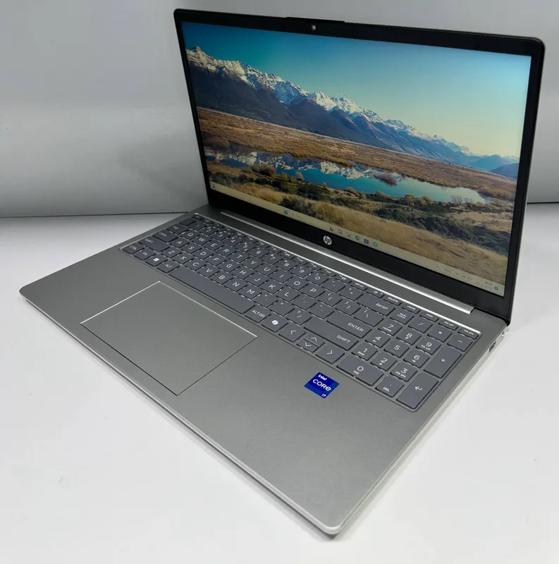 Ноутбук HP 3 Ноутбук HP 3